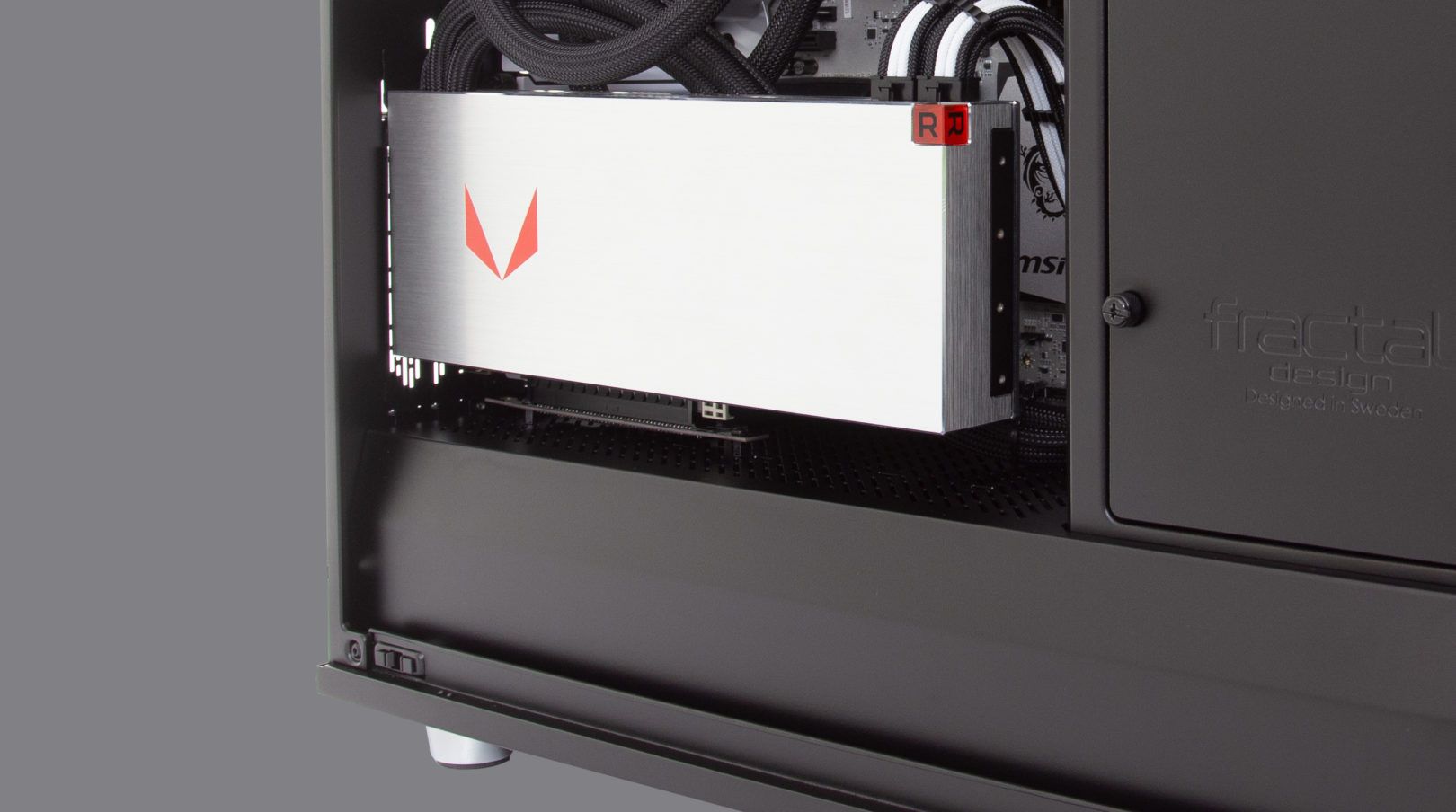 Flex VRC-25 Vertical PCIE Riser | Fractal Design
