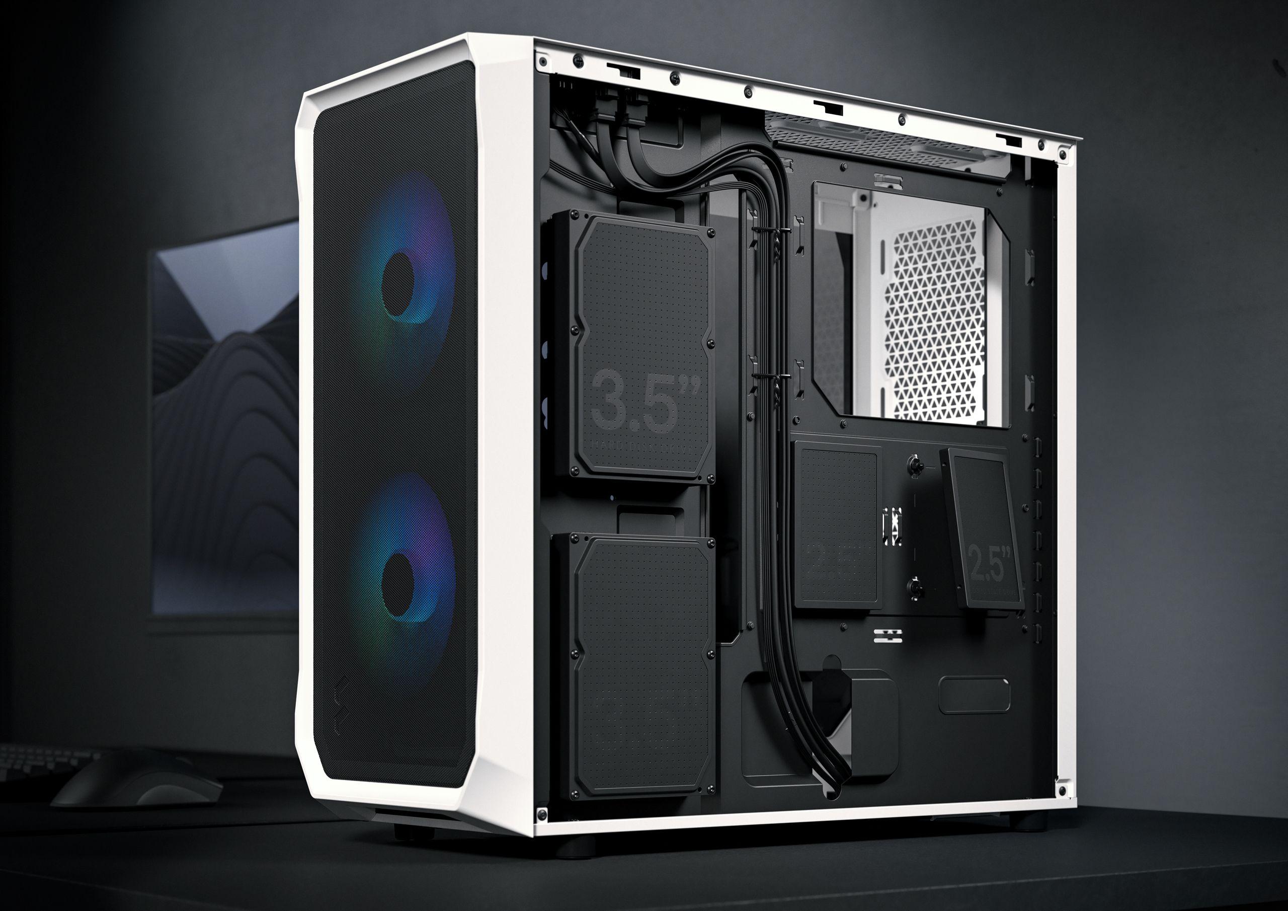 Focus 2 RGB White TG Clear Tint | Fractal Design
